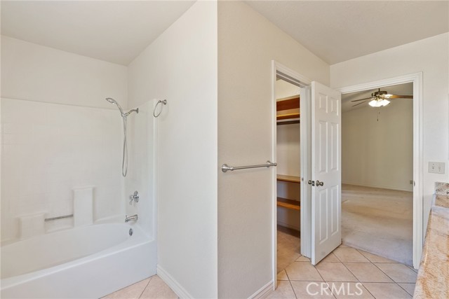 4740 Brookhill Ter, Jurupa Valley CA: https://media.crmls.org/medias/527c409a-381c-4f5b-9d54-83280bfa250e.jpg