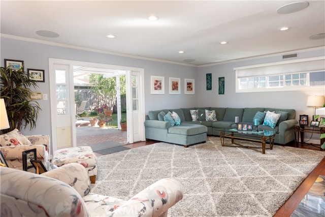 Detail Gallery Image 11 of 39 For 2952 Pemba Dr, Costa Mesa,  CA 92626 - 3 Beds | 2 Baths