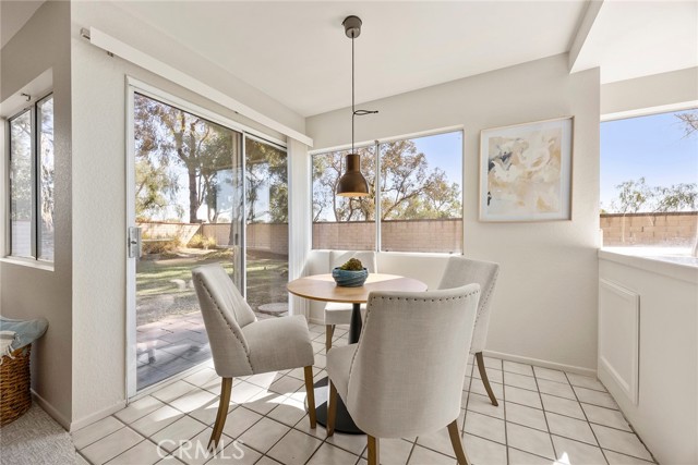 13639 Meadow Crest Drive, Chino Hills CA: https://media.crmls.org/medias/527e3cce-9338-4fe8-93ac-f8fa4d6ebb1f.jpg