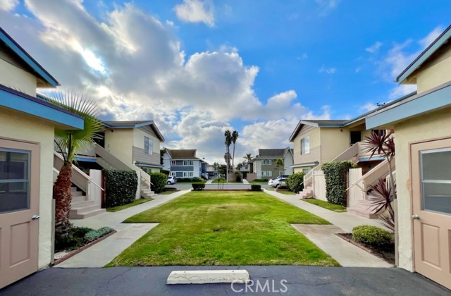 Image 3 for 1040 Valencia St #C, Costa Mesa, CA 92626