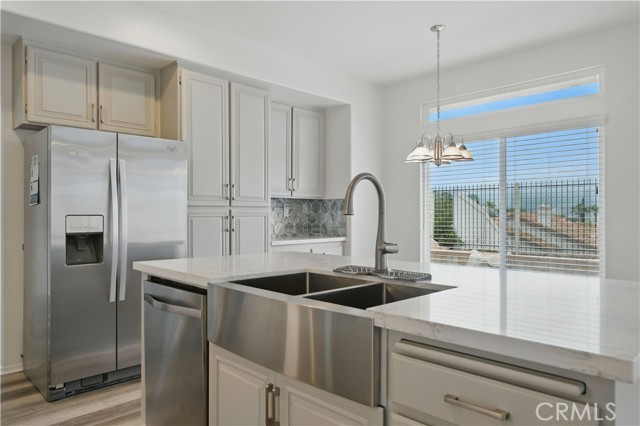 45681 Calle Ayora, Temecula CA: https://media.crmls.org/medias/527e8899-e8d2-4209-9d1c-4429f6f3f050.jpg