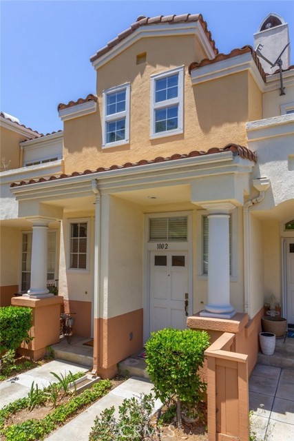 Detail Gallery Image 6 of 24 For 1002 S Rossano Way, Anaheim,  CA 92808 - 3 Beds | 2 Baths