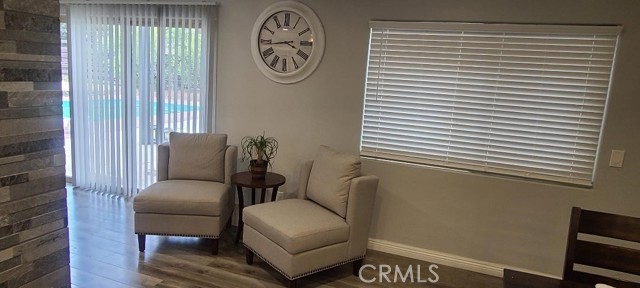 Detail Gallery Image 10 of 32 For 17011 via Los Caballeros, Riverside,  CA 92504 - 5 Beds | 2 Baths