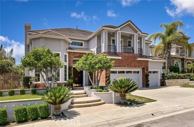 17265 BLUE SPRUCE Lane, Yorba Linda CA: https://media.crmls.org/medias/527f14a8-c654-4e97-ad4a-13ada2486bc6.jpg