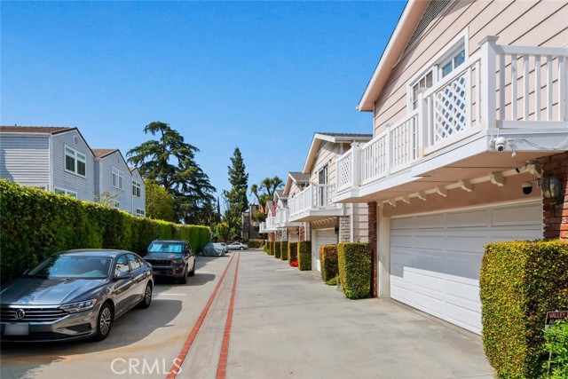 Detail Gallery Image 37 of 40 For 18850 Hatteras St #5,  Tarzana,  CA 91356 - 3 Beds | 2/1 Baths