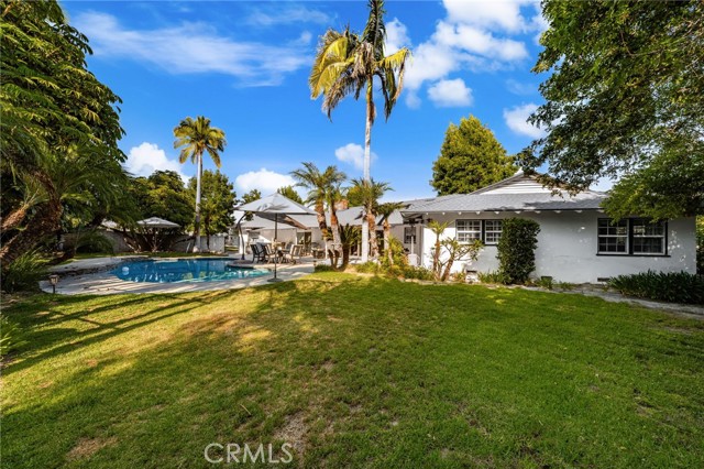 5371 Grandview Avenue, Yorba Linda CA: https://media.crmls.org/medias/527f82fb-6dbb-4e6a-a6ba-23236a75cab5.jpg