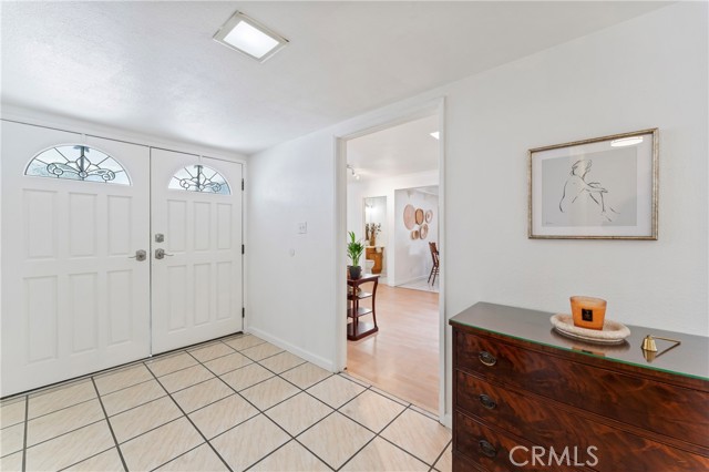 Detail Gallery Image 8 of 41 For 2218 Jonesboro Ave, Simi Valley,  CA 93063 - 4 Beds | 2/1 Baths