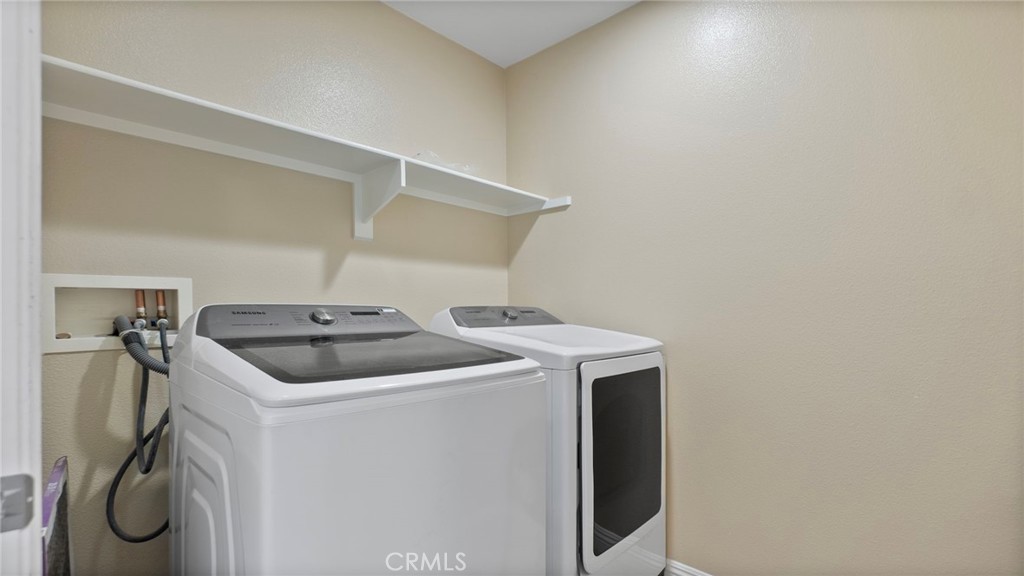 https://media.crmls.org/medias/52803380-30f0-4ad9-9975-2b0fe85eb2b9.jpg?preset=X-Large