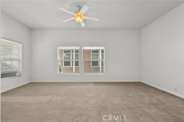 15455 Glenoaks Boulevard, Sylmar CA: https://media.crmls.org/medias/528115d4-7230-4bb7-8830-2e5cb567bd66.jpg