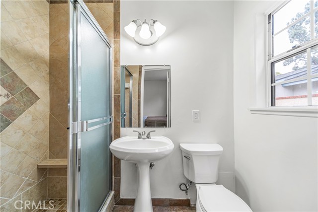 415 N Rennell Avenue, San Dimas CA: https://media.crmls.org/medias/5281ded9-ef99-4383-b9bc-79fe2874ed25.jpg