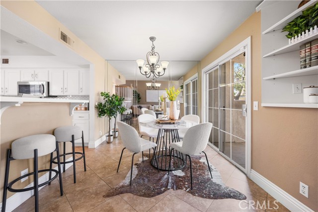 Detail Gallery Image 13 of 46 For 8035 E Treeview Ct, Anaheim,  CA 92808 - 3 Beds | 2/1 Baths
