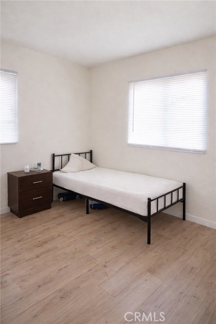 Detail Gallery Image 4 of 9 For 975 E Avenue B, Blythe,  CA 92225 - 5 Beds | 3 Baths