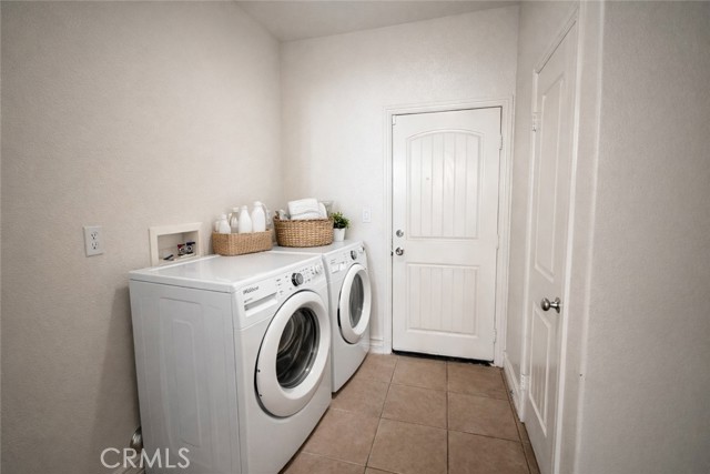 Detail Gallery Image 15 of 28 For 3120 Albret, Lancaster,  CA 93536 - 5 Beds | 4 Baths