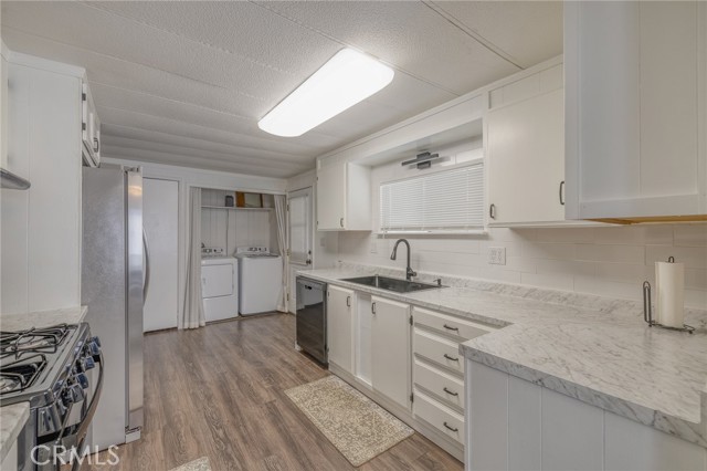 Detail Gallery Image 11 of 28 For 370 E Lassen Ave #27,  Chico,  CA 95973 - 2 Beds | 2 Baths