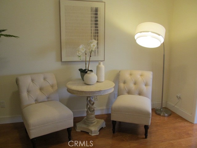 Detail Gallery Image 13 of 23 For 1563 Monterey Rd., M2-23e, Seal Beach,  CA 90740 - 2 Beds | 1/1 Baths