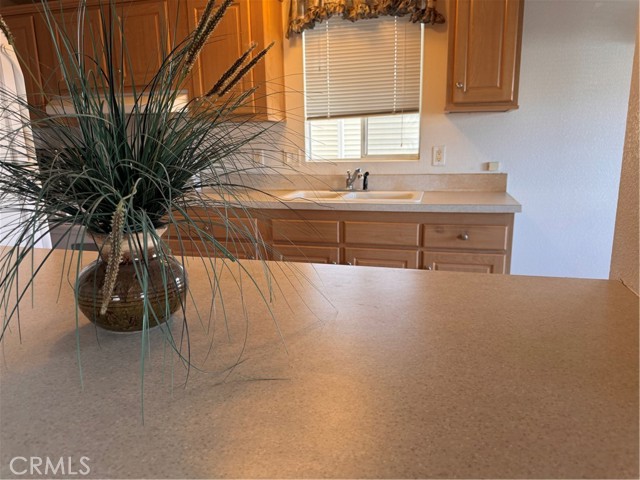 54999 Martinez Trail, Yucca Valley CA: https://media.crmls.org/medias/52877bc6-3028-45c8-8344-26ed9806d407.jpg