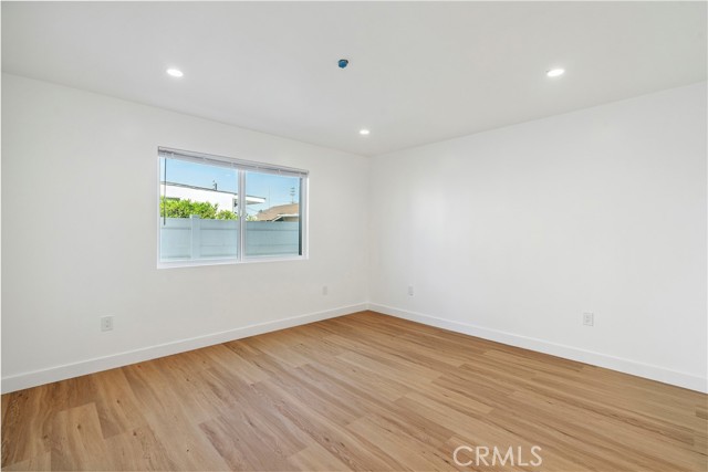 13536 Remington Street, Pacoima CA: https://media.crmls.org/medias/5287ef6f-5408-4b2a-b47d-4e3baafe6d48.jpg