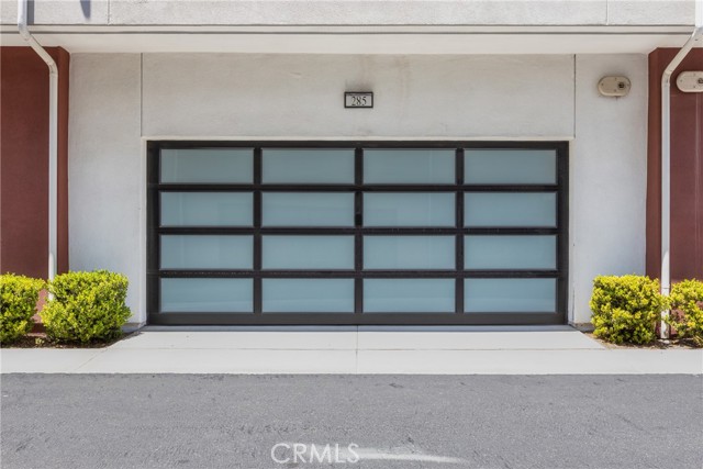 285 Lodestar, Tustin CA: https://media.crmls.org/medias/528844bd-e747-4aec-aace-54cc703b4889.jpg