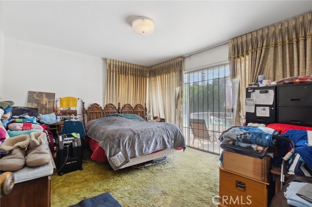 319 E Deodar Street, Ontario CA: https://media.crmls.org/medias/5288d553-a1e4-49e8-b0ef-dd9d468a48e7.jpg