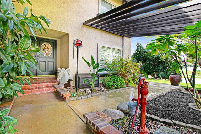 Detail Gallery Image 3 of 45 For 9111 Hidden Farm, Alta Loma,  CA 91737 - 4 Beds | 2/1 Baths