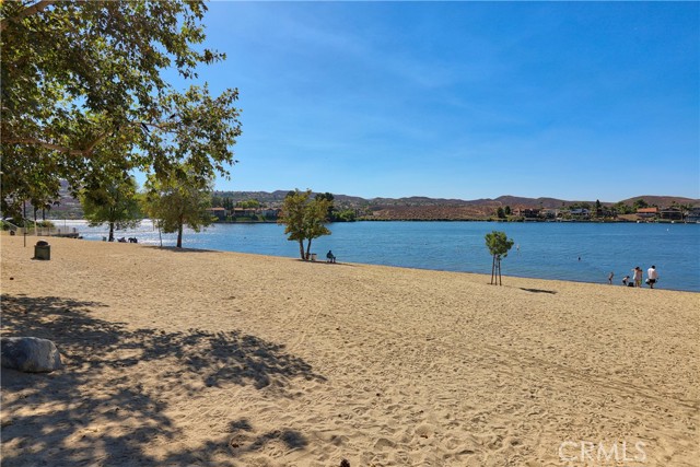 Detail Gallery Image 32 of 33 For 22640 Blue Teal, Canyon Lake,  CA 92587 - 3 Beds | 2/2 Baths