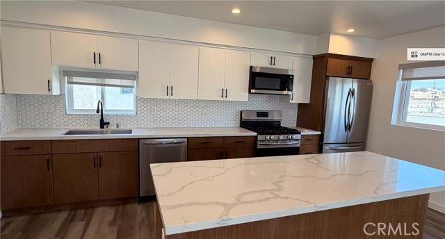 Front Image Thumbnail for CRPW26037040