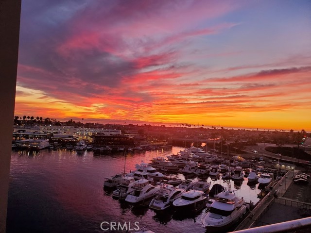 Detail Gallery Image 25 of 30 For 3121 W Coast Hwy 7ab,  Newport Beach,  CA 92663 - 3 Beds | 2 Baths