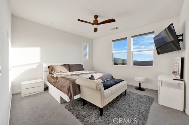 Detail Gallery Image 22 of 49 For 28427 Ascent, Saugus,  CA 91350 - 3 Beds | 3 Baths