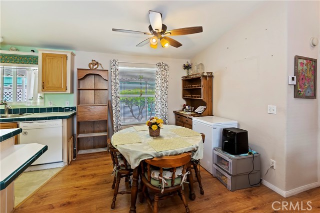 Detail Gallery Image 9 of 31 For 4000 Pierce St #4,  Riverside,  CA 92505 - 2 Beds | 2 Baths