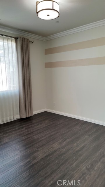 6956 Dublin Drive, Chino CA: https://media.crmls.org/medias/528bc8d7-a1f0-4a2a-9bbd-ad950bd99481.jpg