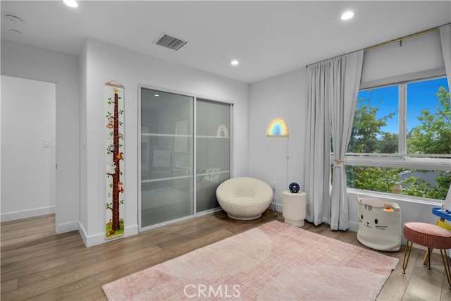 14157 Tiara Street, Sherman Oaks CA: https://media.crmls.org/medias/528c7b71-543e-48cc-8b86-e88a07f33f2a.jpg