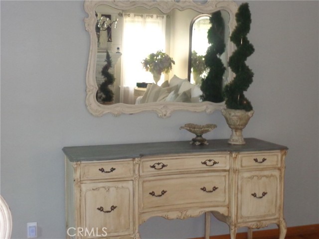 Detail Gallery Image 20 of 69 For 3855 York Bld, Los Angeles,  CA 90065 - 3 Beds | 2 Baths