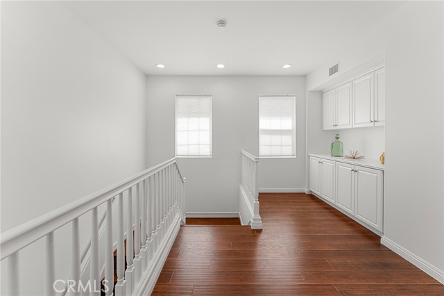 3943 E Lindenwood Drive, Ontario CA: https://media.crmls.org/medias/528cfcef-112c-4e89-a681-66bb3bdd63f5.jpg