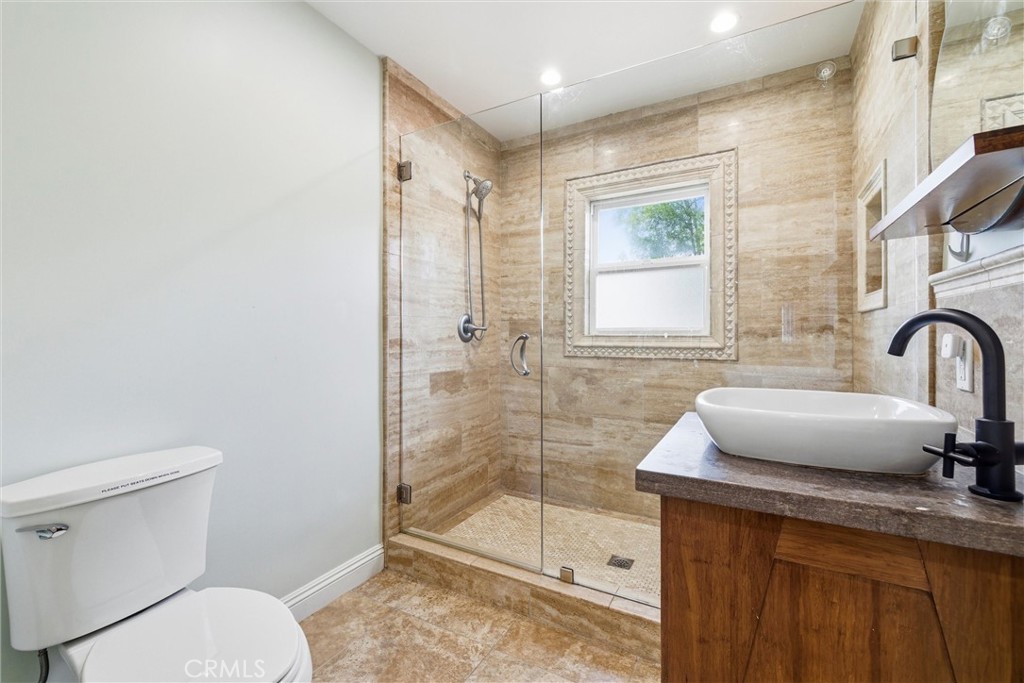 MLS #OC25259538 image #17