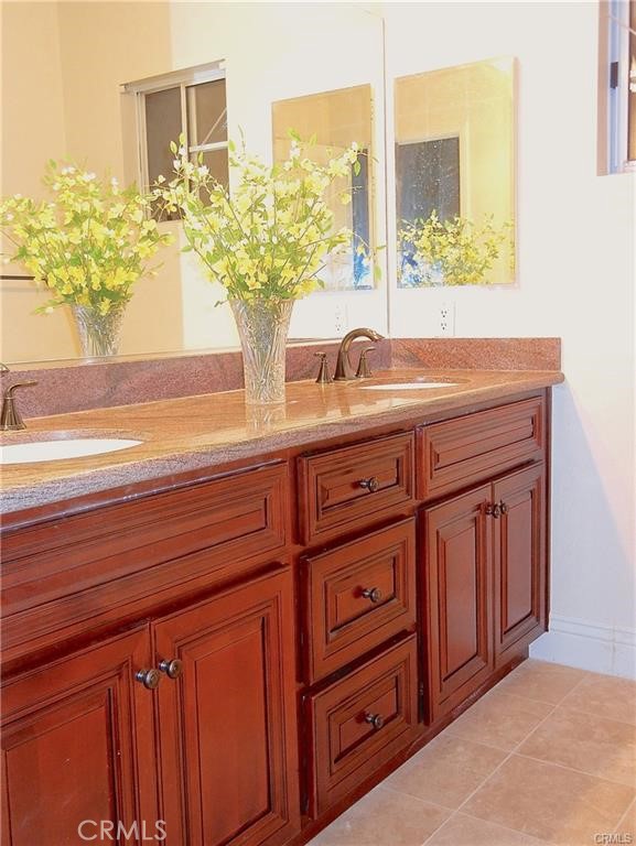 Detail Gallery Image 13 of 21 For 12190 S Riviera, Tustin,  CA 92782 - 5 Beds | 3/1 Baths