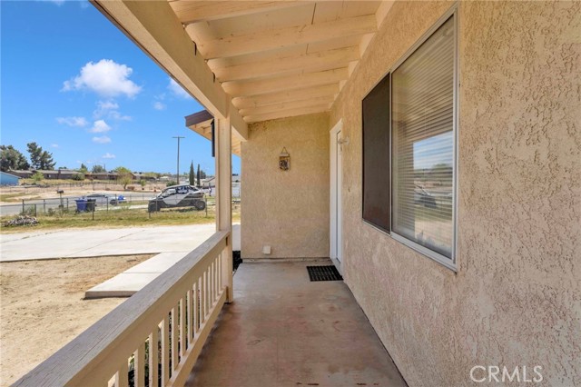 Detail Gallery Image 7 of 58 For 15870 Cazadero, Victorville,  CA 92394 - 3 Beds | 2 Baths