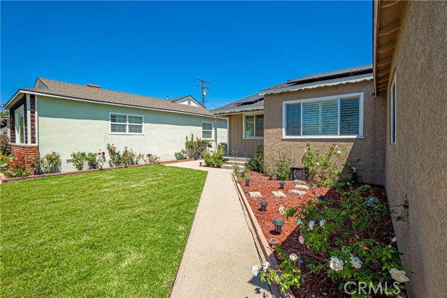 Detail Gallery Image 5 of 48 For 4238 Palo Verde Ave, Lakewood,  CA 90713 - 2 Beds | 2 Baths