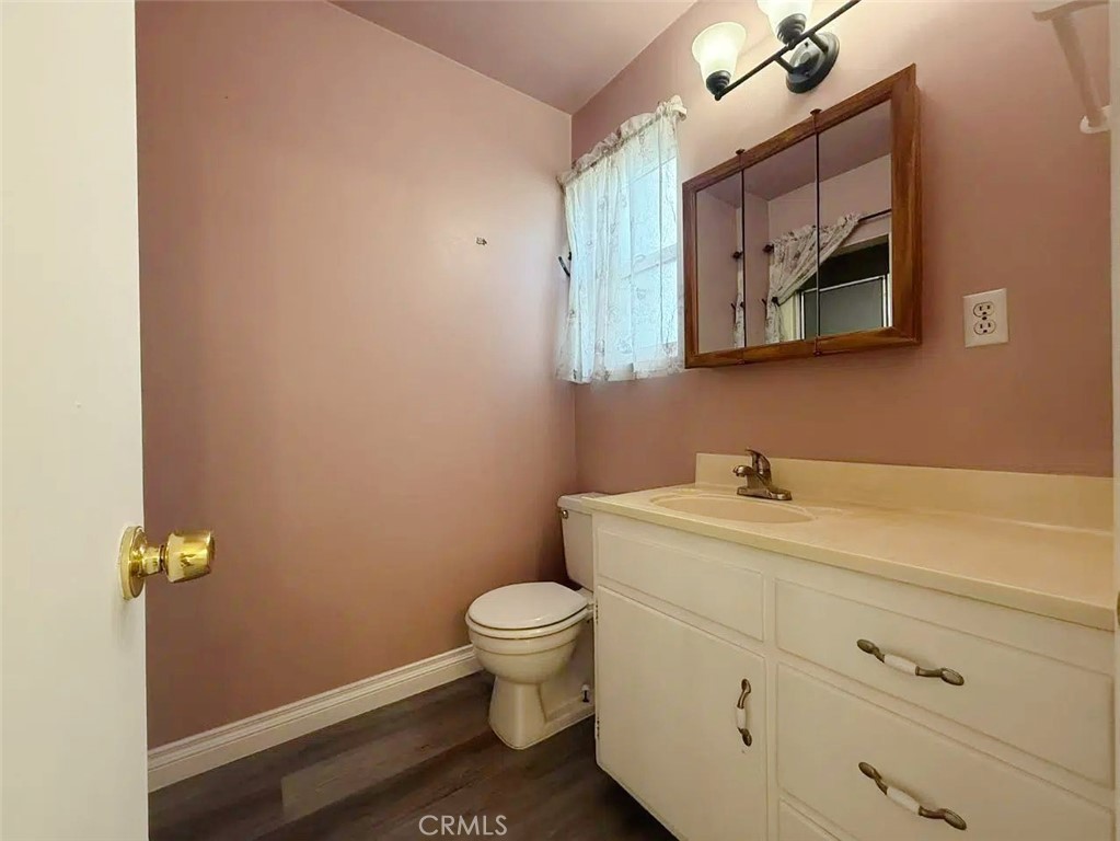 https://media.crmls.org/medias/5290776f-10e2-4ec6-b70d-0b33e1be6c24.jpg?preset=X-Large