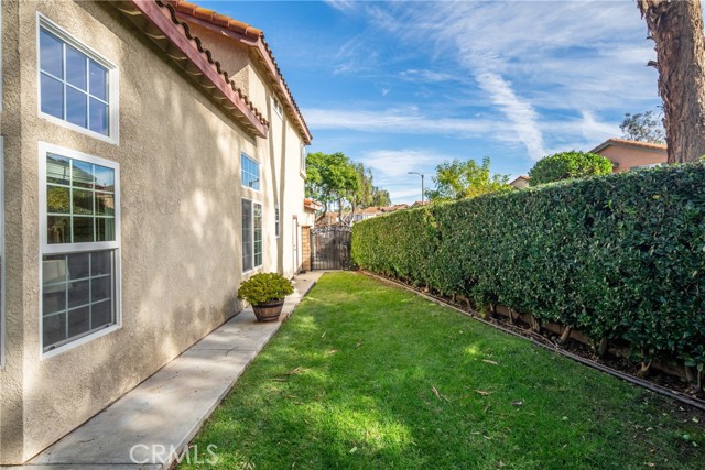 Detail Gallery Image 26 of 48 For 16198 Singing Hills, Chino Hills,  CA 91709 - 3 Beds | 2/1 Baths