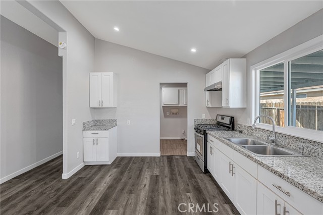 Detail Gallery Image 14 of 30 For 25023 Camino Del Norte, Barstow,  CA 92311 - 2 Beds | 2 Baths