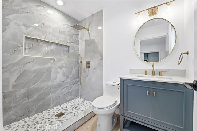 Detail Gallery Image 36 of 74 For 3519 E Colorado, Long Beach,  CA 90814 - 6 Beds | 6 Baths