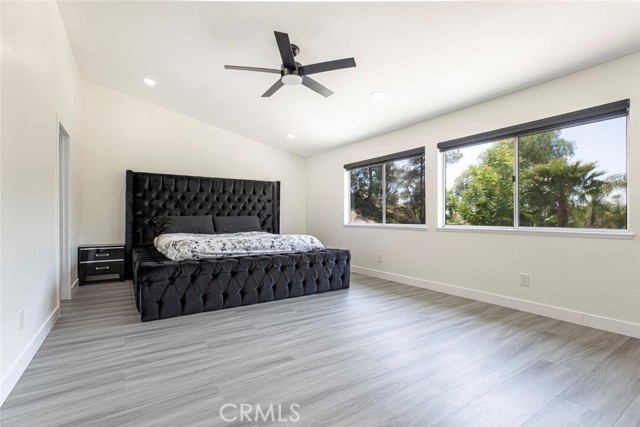 20128 Cavern Court, Saugus CA: https://media.crmls.org/medias/5292b73f-96ab-4727-9267-e1c77448f7eb.jpg