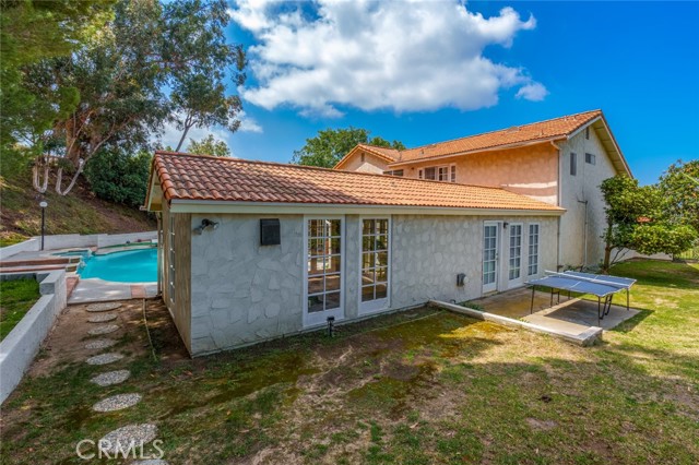 40 Club View Lane, Rolling Hills Estates, California 90274, 5 Bedrooms Bedrooms, ,3 BathroomsBathrooms,Residential,Sold,Club View,PW22062532