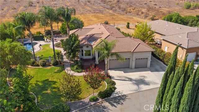 14377 Dove Canyon Dr, Riverside, CA 92503