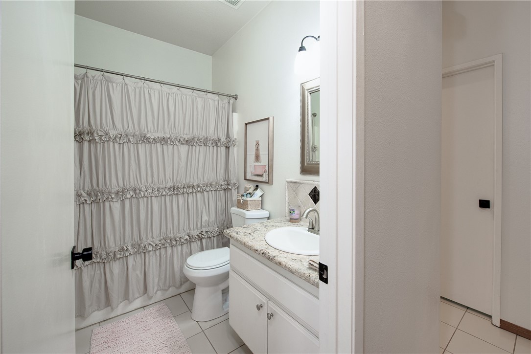 Detail Gallery Image 19 of 27 For 8850 Sugarcane Ct., Corona,  CA 92883 - 3 Beds | 2 Baths