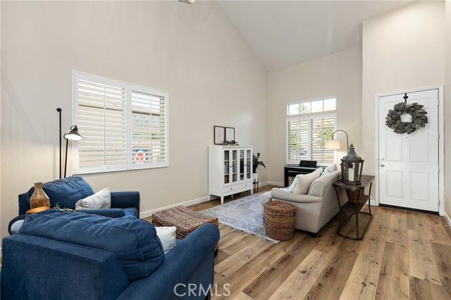 7476 Sequoia Lane, Highland CA: https://media.crmls.org/medias/529467b7-417f-4561-8805-db9a8d6bc40e.jpg