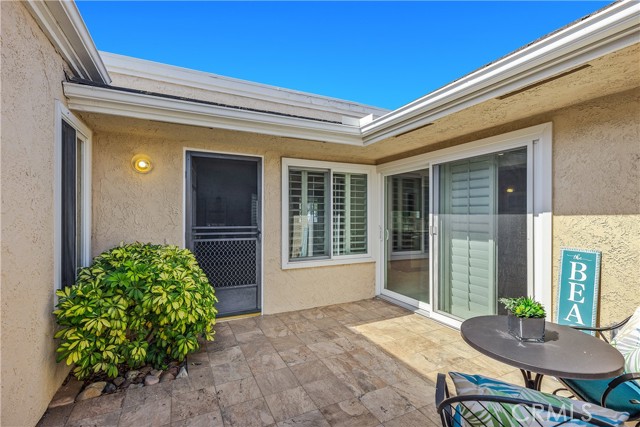 Detail Gallery Image 4 of 19 For 30932 Lucia Ln, Laguna Niguel,  CA 92677 - 2 Beds | 2 Baths