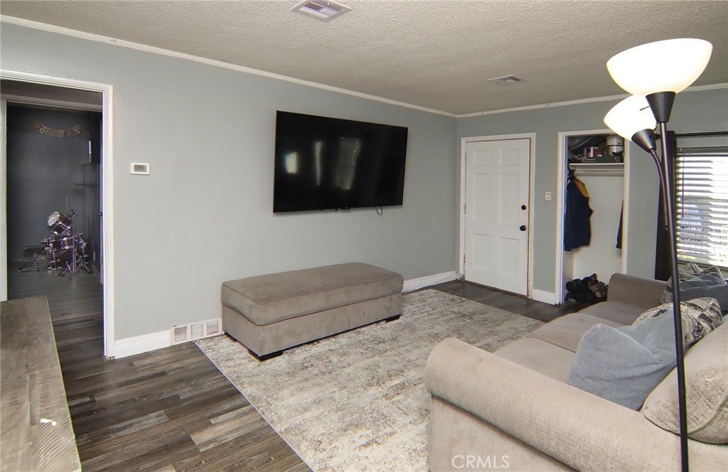 MLS #CV25244489 image #5