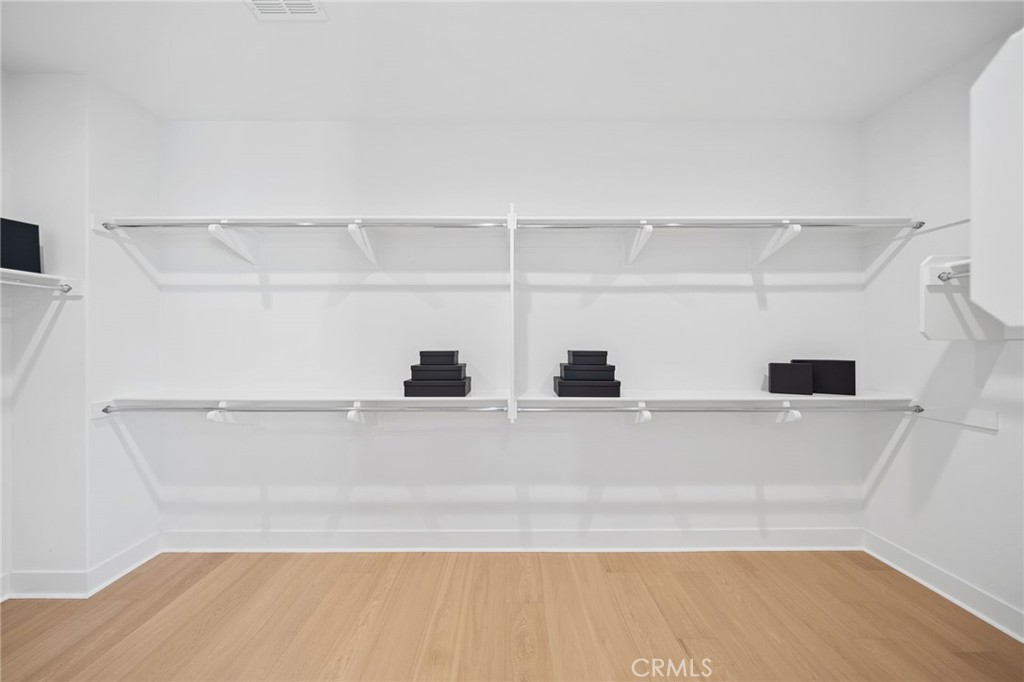 MLS #OC25239001 image #57