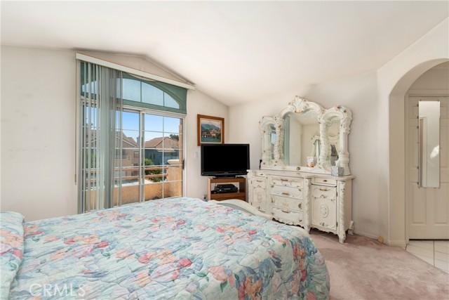 1227 Esteban Torres Drive, South El Monte CA: https://media.crmls.org/medias/52988b4e-dd7d-4cc7-a23f-c91e11a52c34.jpg